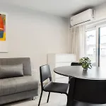 Loka Apartament *